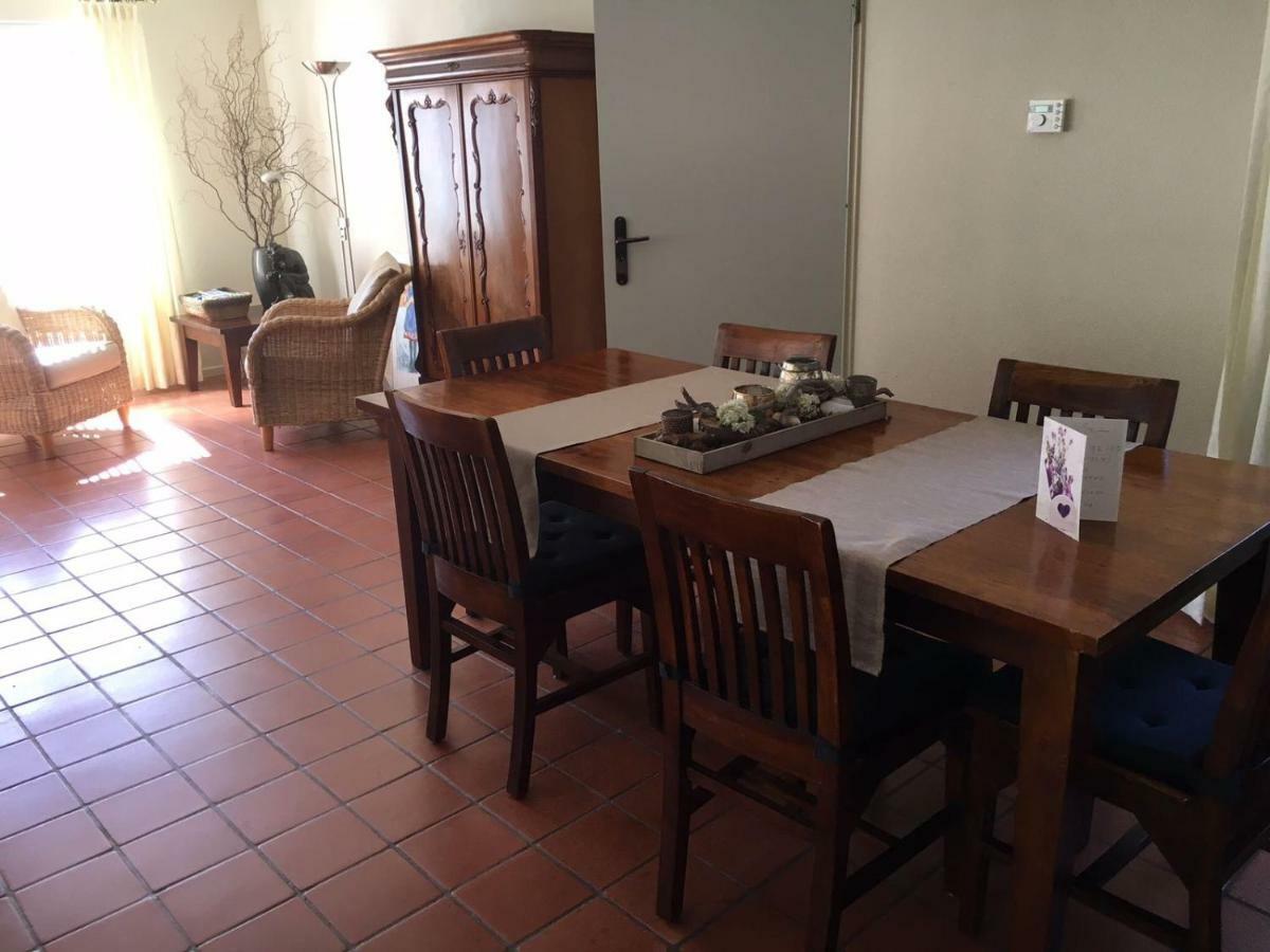 Lonestar Appartement Бур Хамстед Екстериор снимка