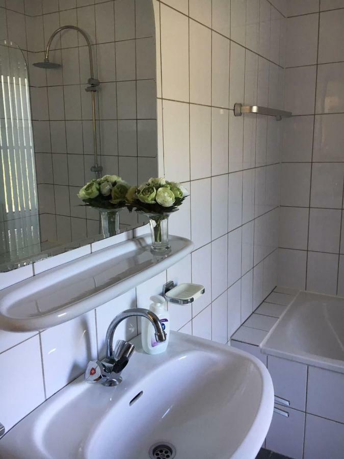 Lonestar Appartement Бур Хамстед Екстериор снимка